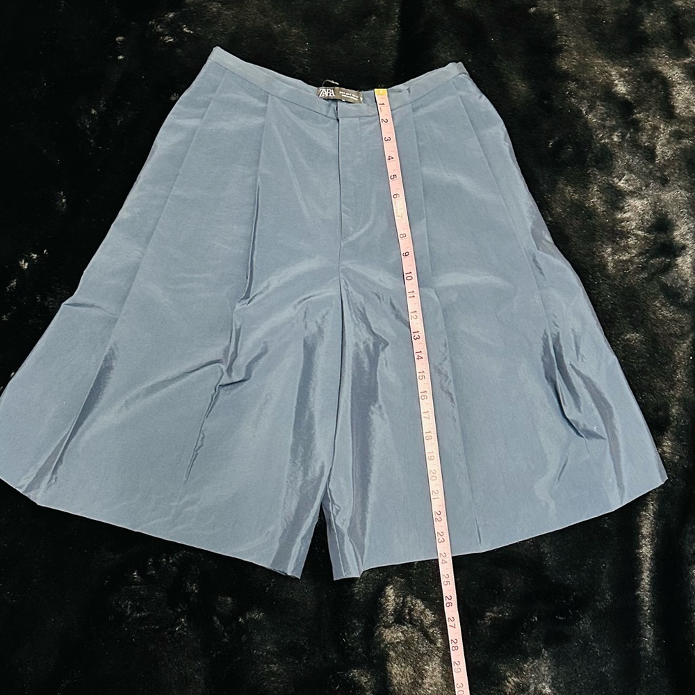 ZARA Ballon Navy Pleated Bermuda Shorts - Picture 2 of 11